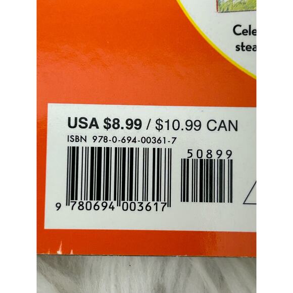 Goodnight Moon Book Kid's Children's Hardback Pages GUC - Picture 3 of 4